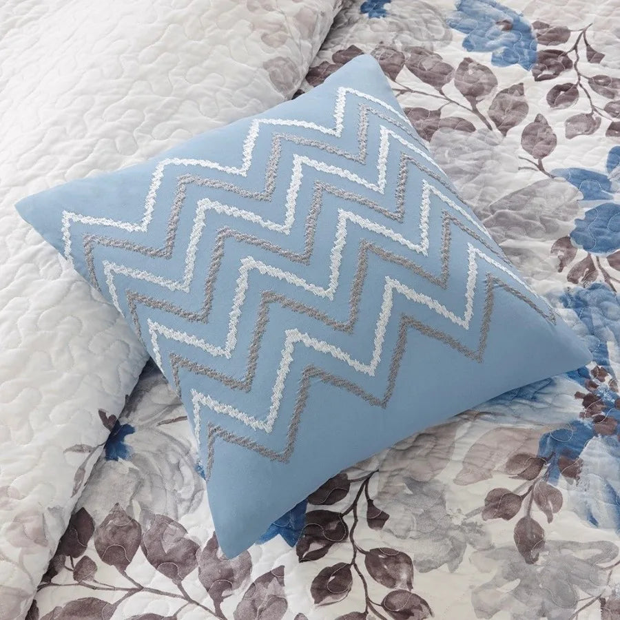 Blue 6 Piece Printed Quilt Set With Throw Pillows Queen