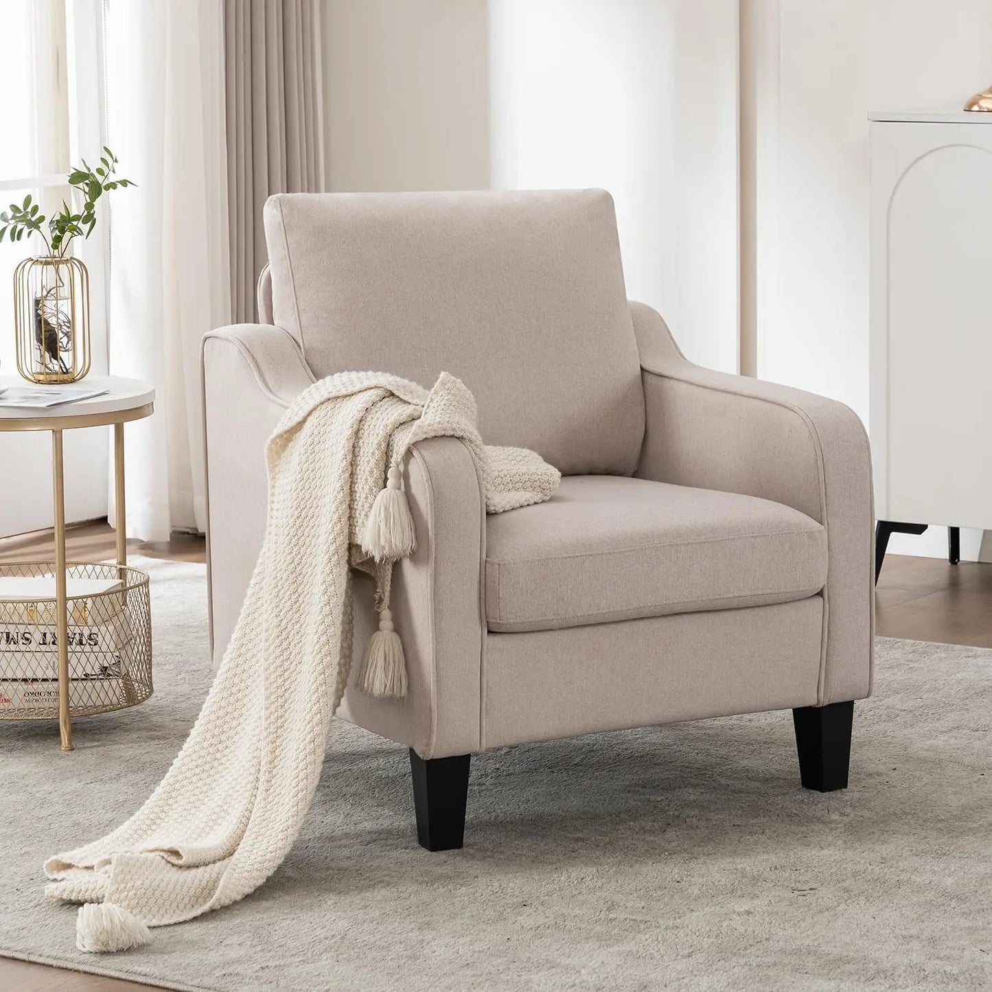 Plush Accent Chair for Ultimate Comfort and Relaxation