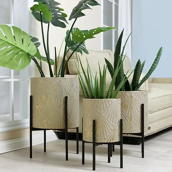 LuxenHome Mid Century Planters Set of 2 for Indoor Plants