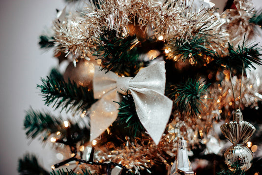 How to Put Ribbon on Your Christmas Tree — Step-by-Step Guide