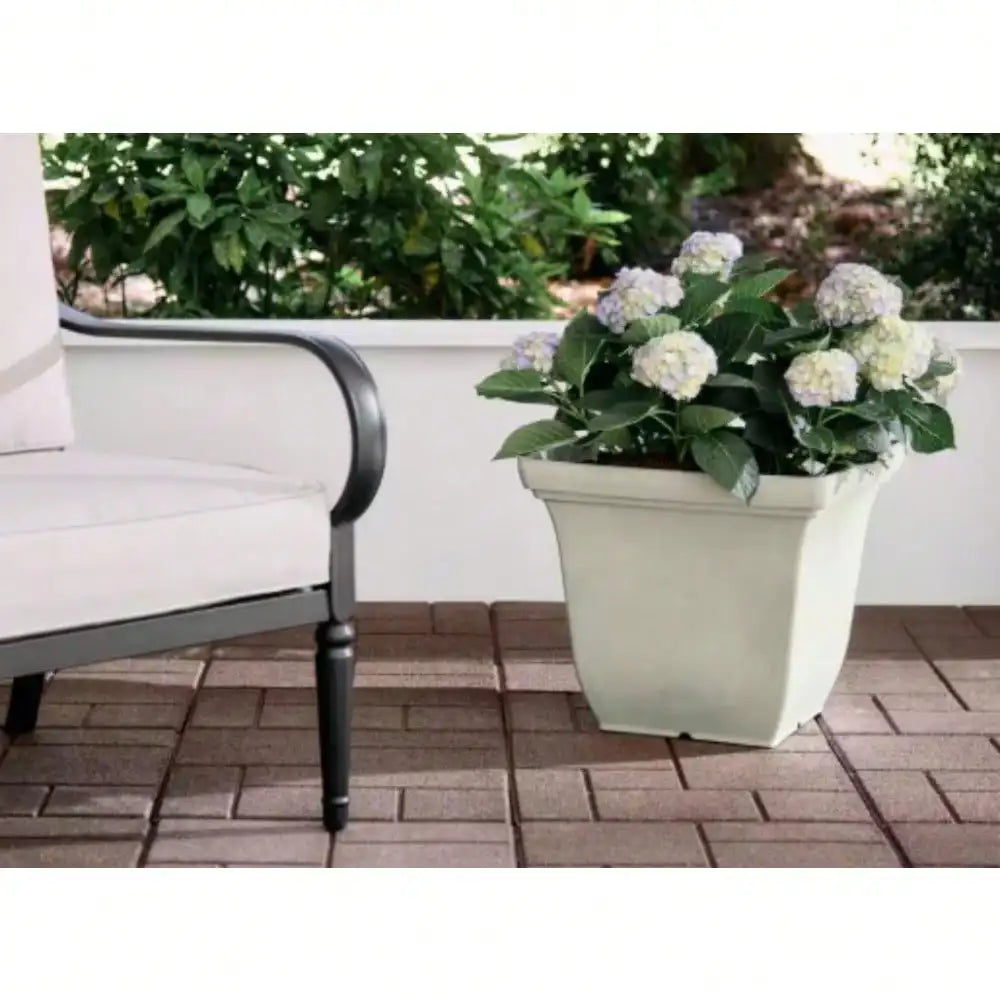 Weather Resistant Plant Pots With Drainage Holes UV Coated