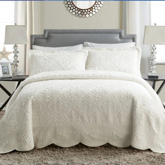 3 Piece Plush Queen Bedspread Set Hypoallergenic Microfiber