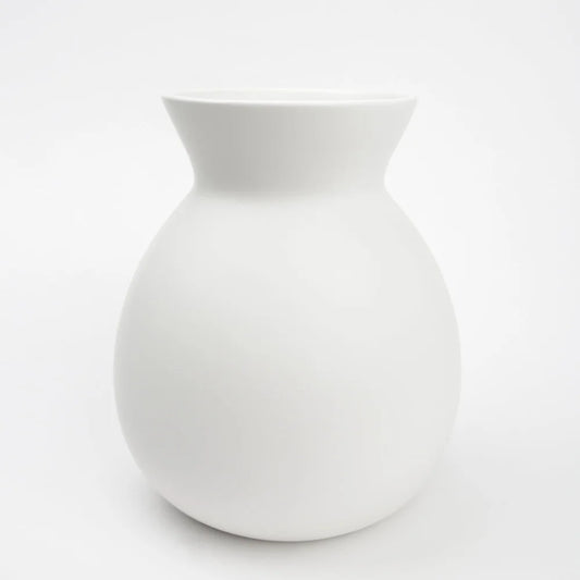 Minimalist White Ceramic Vase for Elegant Home Decor