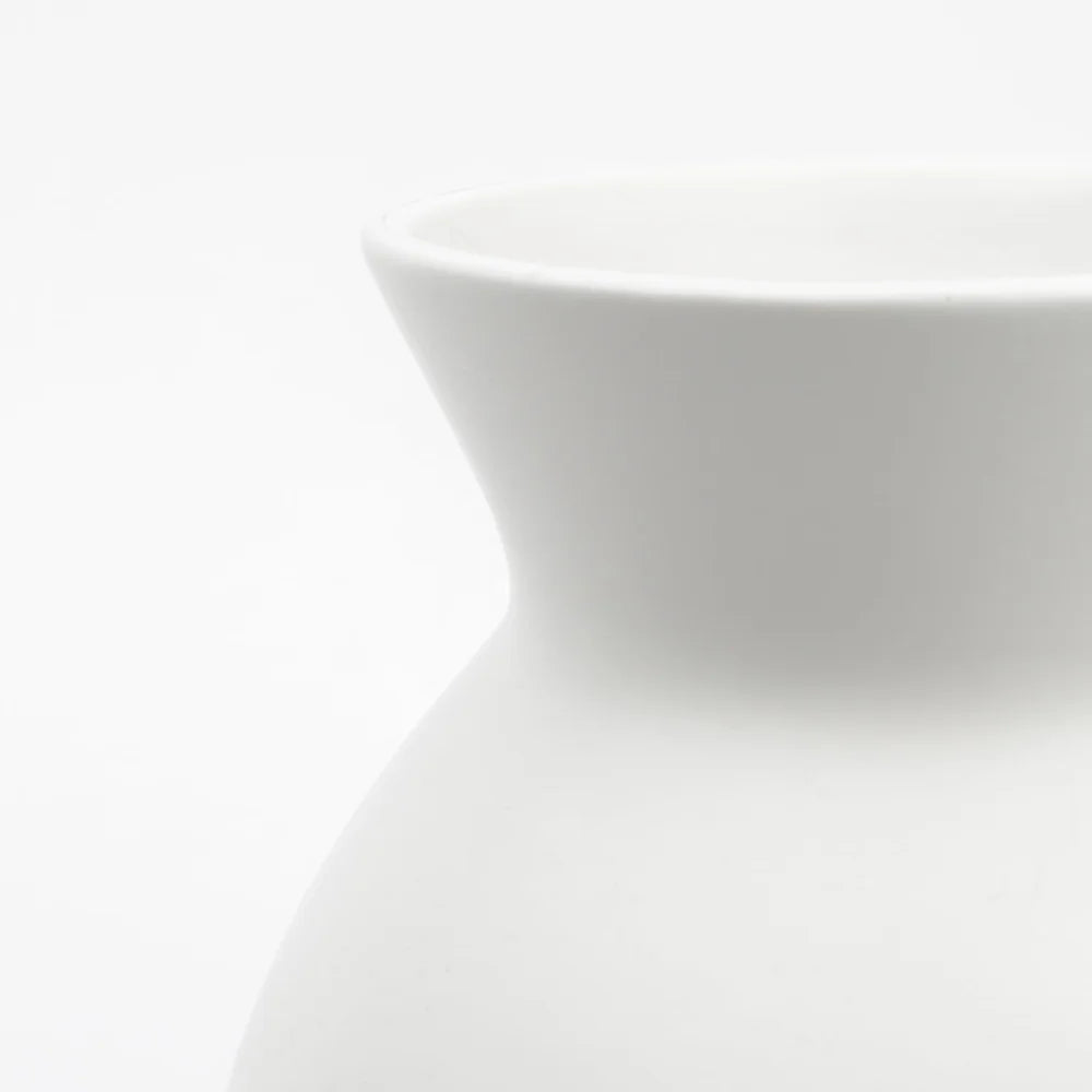 Minimalist White Ceramic Vase for Elegant Home Decor